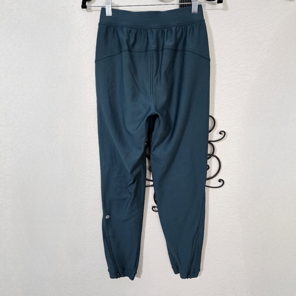LULULEMON Adapted State Fleeced Lined Joggers | 2‎ - Picture 4 of 8